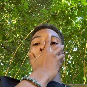 Meet your Posher, Davon